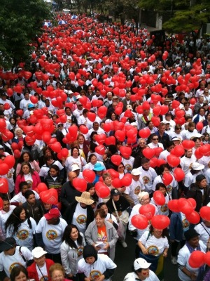 Há sete anos, Caminhada do Coração é realizada em Curitiba (Foto: Dulcinéia Novaes/ RPC TV)