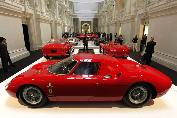  Ferrari 250 LM de 1964 faz parte da coleção de Ralph Lauren (Foto: Charles Platiau/Reuters)