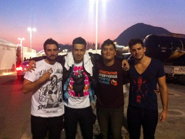 Os integrantes da banda Arsenic, após show no Palco Mundo (Foto: Marcus Vinícius Brasil/G1)