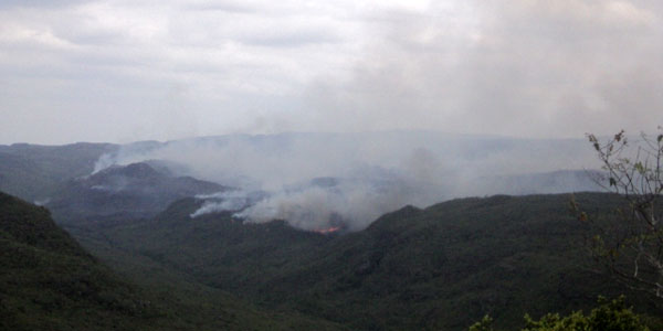 Incêndio de grande proporção atinge Chapada Diamantina (Foto: Divulgação/ Secretaria de Meio Ambiente e Turismo de Mucugê)