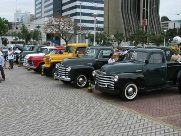 Encontro Capixaba de Veículos reúne admiradores de carros antigos, no ES (Foto: Divulgação/Vetran Car Club)