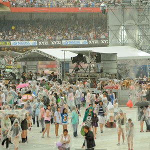 Chuva atinge o Morumbi antes de show de Bieber; veja fotos (Reprodução/TV Globo)