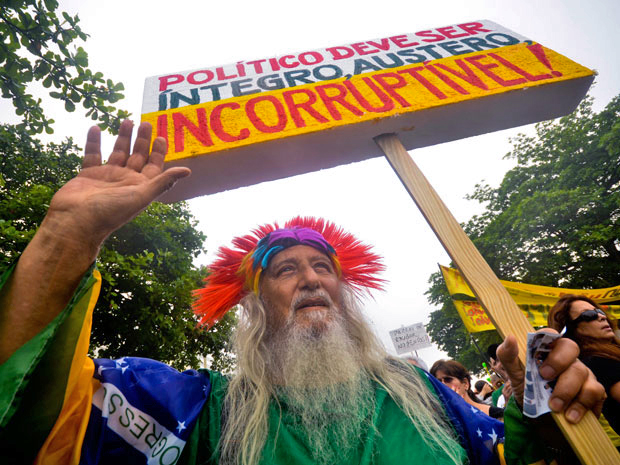 marcha contra corrupção (Foto: Mauro Pimentel/AE)