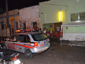 Presidiário atira contra três pessoas em João Pessoa (Foto: Walter Paparazzo/G1)
