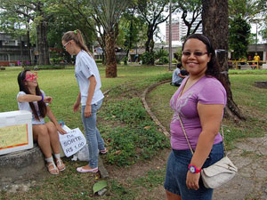 Bárbara Gregório pegou carona com desconhecida para buscar cartão  (Foto: Vanessa Bahé/G1)