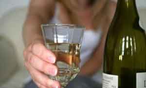 Médicos recomendam três noites sem álcool por semana (Foto: PA)