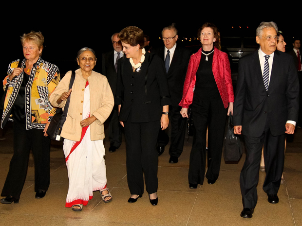 Dilma Rousseff recebe integrantes do Os Elders para jantar no Palácio da Alvorada. (Foto: Roberto Stuckert Filho/PR)