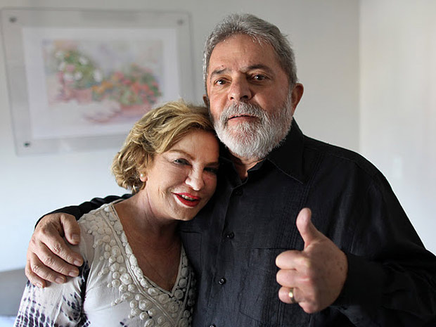 Dona Marisa e o ex-presidente Lula no Hospital Sírio-Libanês nesta terça (Foto: Divulgação / Instituto Lula)