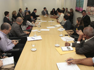 Governo do ES conduz reunião para organizar ato público em Vitória (Foto: (Foto: Fábio Gomes/Vice-governadoria)