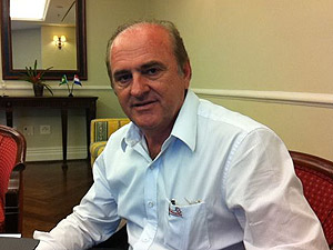 Roberto Kaefer, diretor presidente da Globo Aves: 9 mil empregos no Paraná, 2 mil no Paraguai. (Foto: Ligia Guimarães/G1)