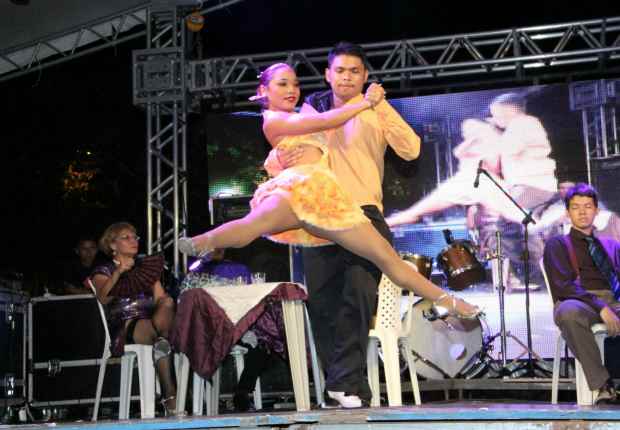 Cidade Nova - Cia. de Dança Gláucia Sales 2. (Foto: Antônio Vaz/ Semcom)