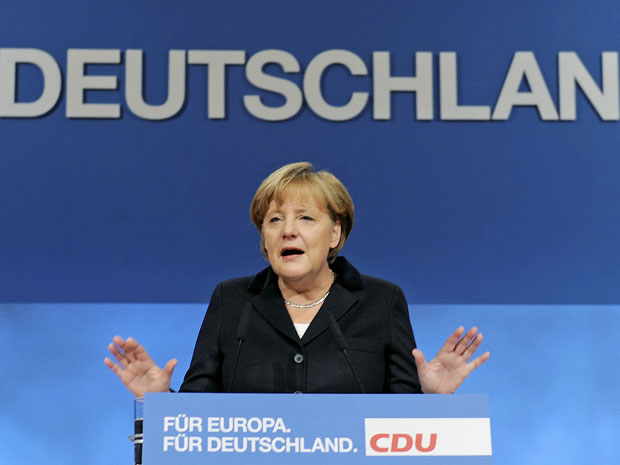 Merkel discursa durante convenção do seu partido, na cidade de Leipzig (Foto: AP)