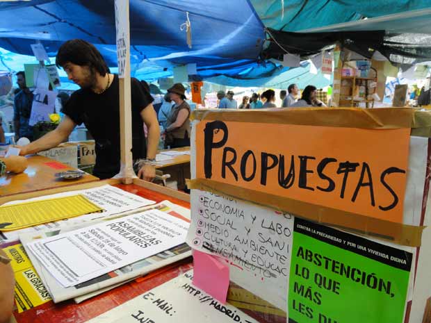Acampamento de indignados em Madri (Foto: Erica Chaves/Especial para o G1)