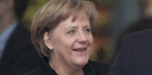 Merkel recebe Cameron para discutir a crise (Reuters)