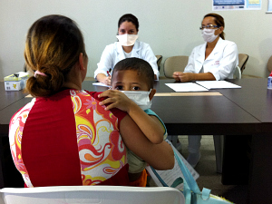 Para quem apresentar sintomas como tosse, coriza, febre e falta de ar, Secretaria de Saúde orienta procurar posto imediatamente. (Foto: Francisco Lima / TV Verdes Mares)