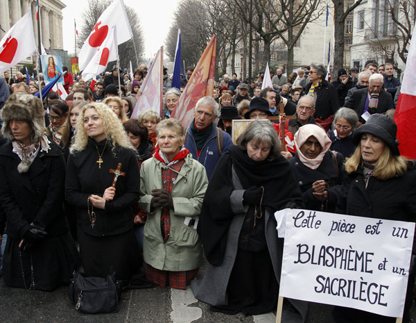 Protesto contra Golgota Picnic (Foto: Reuters)