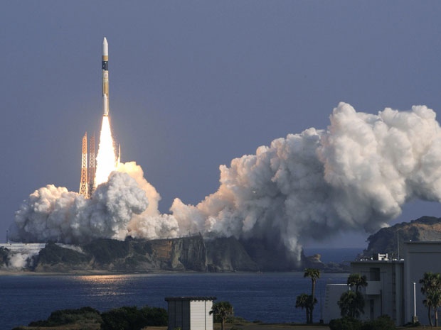 Satélite H-2A, lançado pelo Japão (Foto: Kyodo/Reuters)