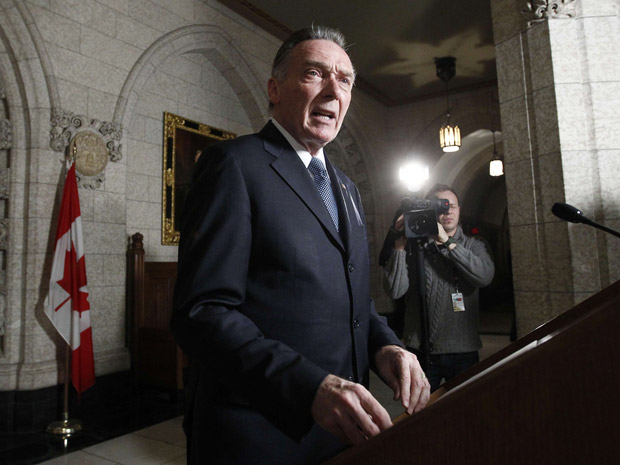 Peter Kent, ministro do Meio Ambiente do Canadá (Foto: Reuters/Chris Wattie)