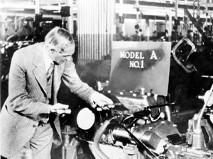 Henry Ford e o modelo A (Foto: Divulgação)