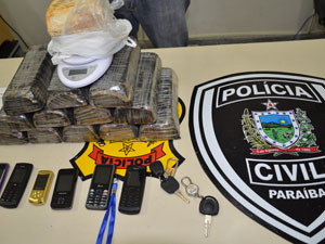 Polícia Civil apreende 13 quilos de cocaína em João Pessoa  (Foto: Walter Paparazzo/G1)