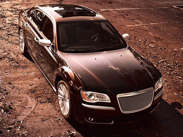 Chrysler 300 Luxury Series  (Foto: Divulgação)