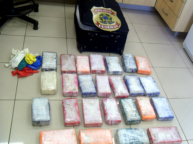 PF-CE apreende mais de 28 kg de cocaína (Foto: PF-CE/Divulgação)