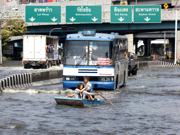 Tailândia sofreu com as inundações mais graves em meio século. (Foto: Reuters)