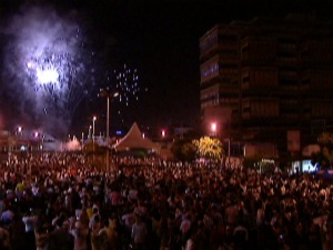 Festa da virada atraiu milhares de pessoas em Campo Grande (Foto: Reprodução/TV Morena)