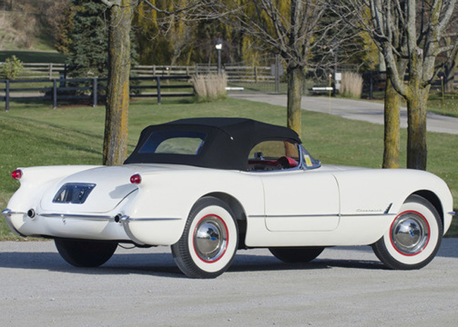 Modelo é o quinto Corvette a ser fabricado, em 1953 (Foto: Divulgação)