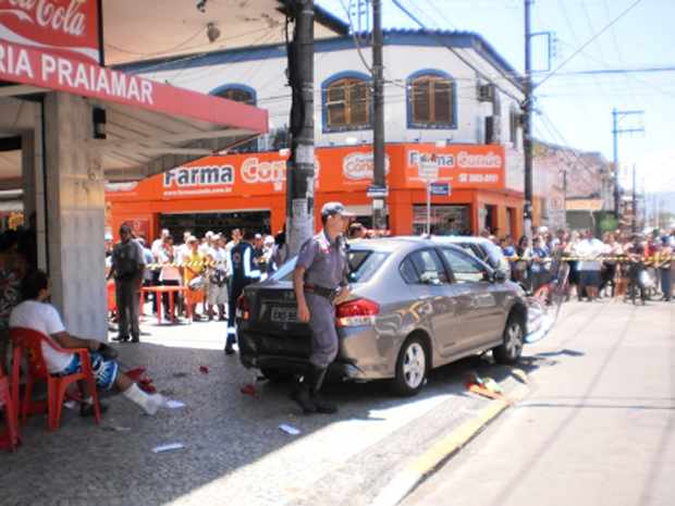 Onze pessoas ficaram feridas (Foto: Eduardo Campos)