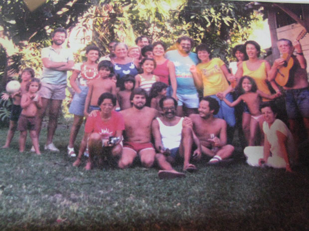 Foto da família Prestes de 1984  (Foto: Alba Valéria Mendonça/G1)