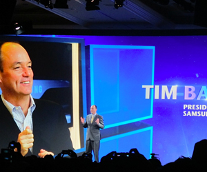 Tim Baxter, presidente da divisão de eletrônicos da Samsung das Américas, durante apresentação na CES 2012 (Foto: Gustavo Petró/G1)