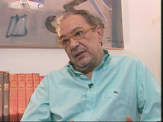 O escritor Bartolomeu Campos de Queirós morreu nesta segunda-feira em BH. (Foto: Reprodução TV Globo)