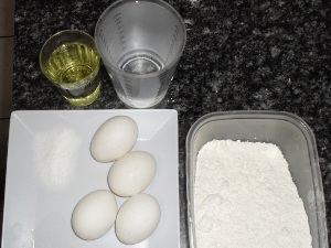 Ingredientes para a massa do empadão goiano (Foto: Humberta Carvalho/G1)