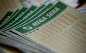 Mega-Sena deve pagar
R$ 19 milhões nesta 4ª (Mega-Sena acumulada deve pagar
R$ 19 milhões nesta quarta-feira (Raul Zito/G1))