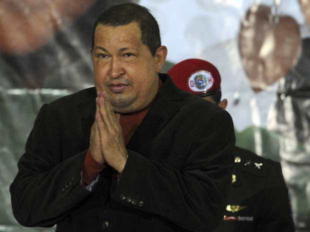 Hugo Chavez adverte sobre nacionalização de bancos (Foto: Juan Barreto / AFP)