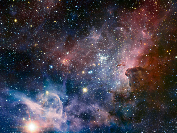Na parte inferior esquerda da imagem, a estrela Eta Carinae, que já foi uma das mais brilhantes do céu noturno terrestre. (Foto: T. Preibisch / ESO)