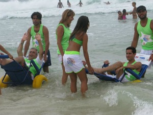 Modelo de praia acessível já existe em cidades do Rio de Janeiro e São Paulo (Foto: Arquivo G1)