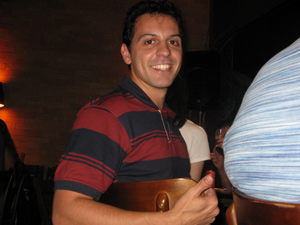 Thiago Magalhães, que é favor da lei do bafômetro na balada  (Foto: Roney Domingos/ G1)