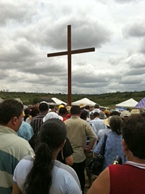 Fiéis se reuniram para acompanhar celebração (Foto: Divulgação)