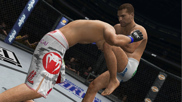 Maurício Shogun aplica golpe em adversário em luta de 'UFC Undisputed 3' (Foto: Divulgação)