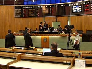 Vereadores aprovaram o projeto de lei do prefeito (Foto: Reprodução / Tv Integração)