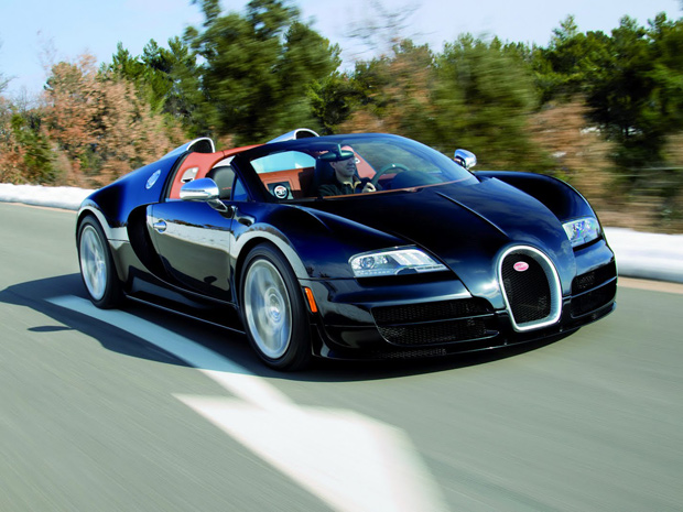 Bugatti Veyron Grand Sport Vitesse tem base na versão SS (Foto: Divulgação)