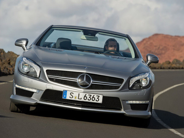 Mercedes-Benz SL 63 AMG Roadster acelera de 0 a 100 km/h em 4,2 segundos (Foto: Divulgação)