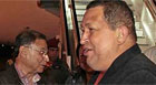 Chávez chega 
a Cuba para retirar tumor (AP)