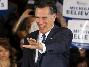 Romney comemora vitória em Michigan e no Arizona (Foto: Mark Blinch/Reuters)
