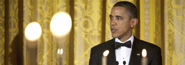 O presidente dos EUA, Barack Obama, discursa em jantar em homenagem a veteranos da Guerra do Iraque, nesta quarta-feira (29), na Casa Branca (Foto: Reuters)