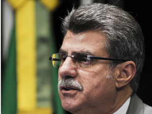 Romero Jucá (PMDB-RR) negou queixa do partido por cargos no governo (Foto: Arthur Monteiro/Agência Senado )