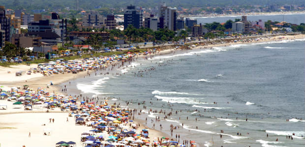 Hotéis do litoral registraram média de 70% de ocupação durante a temporada (Foto: Divulgação/SECS)