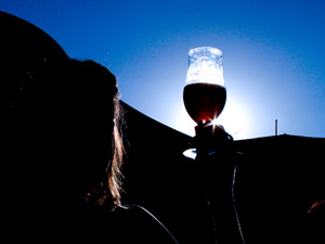 Mulheres não só gostam, mas também entendem de cerveja (Foto: Gustavo Xingú/Divulgação)